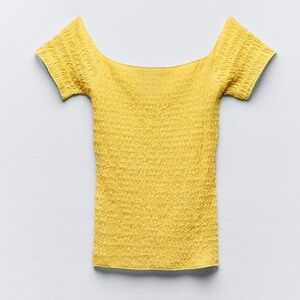 Textured Voluminous Top Like New 95%